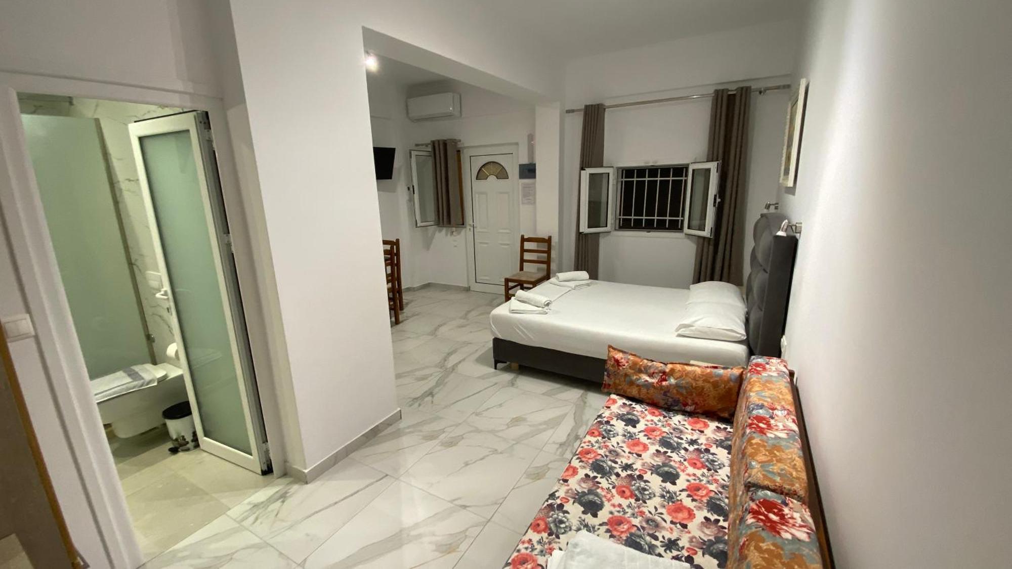 Vangjelis Hotel Himarë Exteriér fotografie