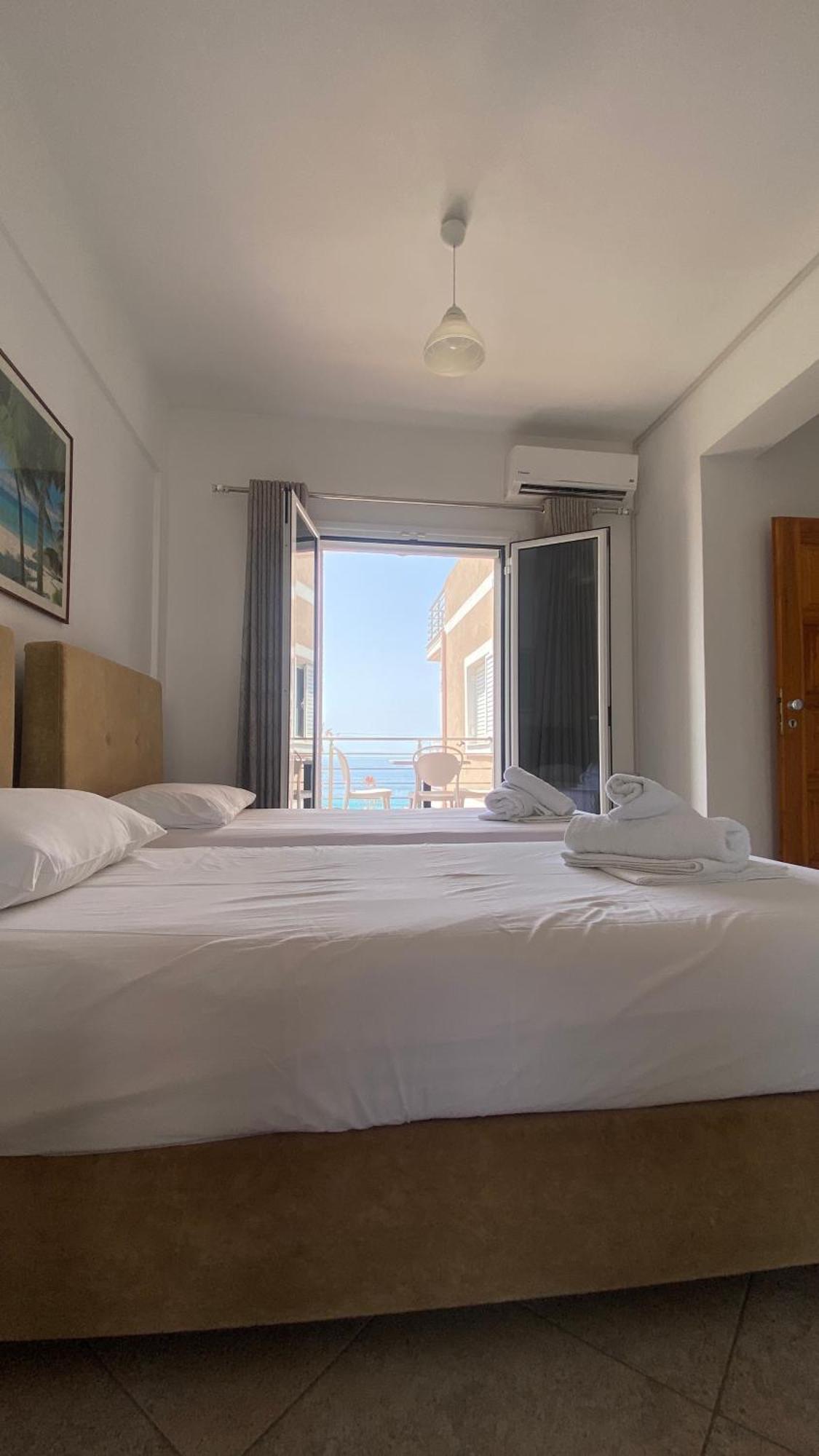 Vangjelis Hotel Himarë Exteriér fotografie